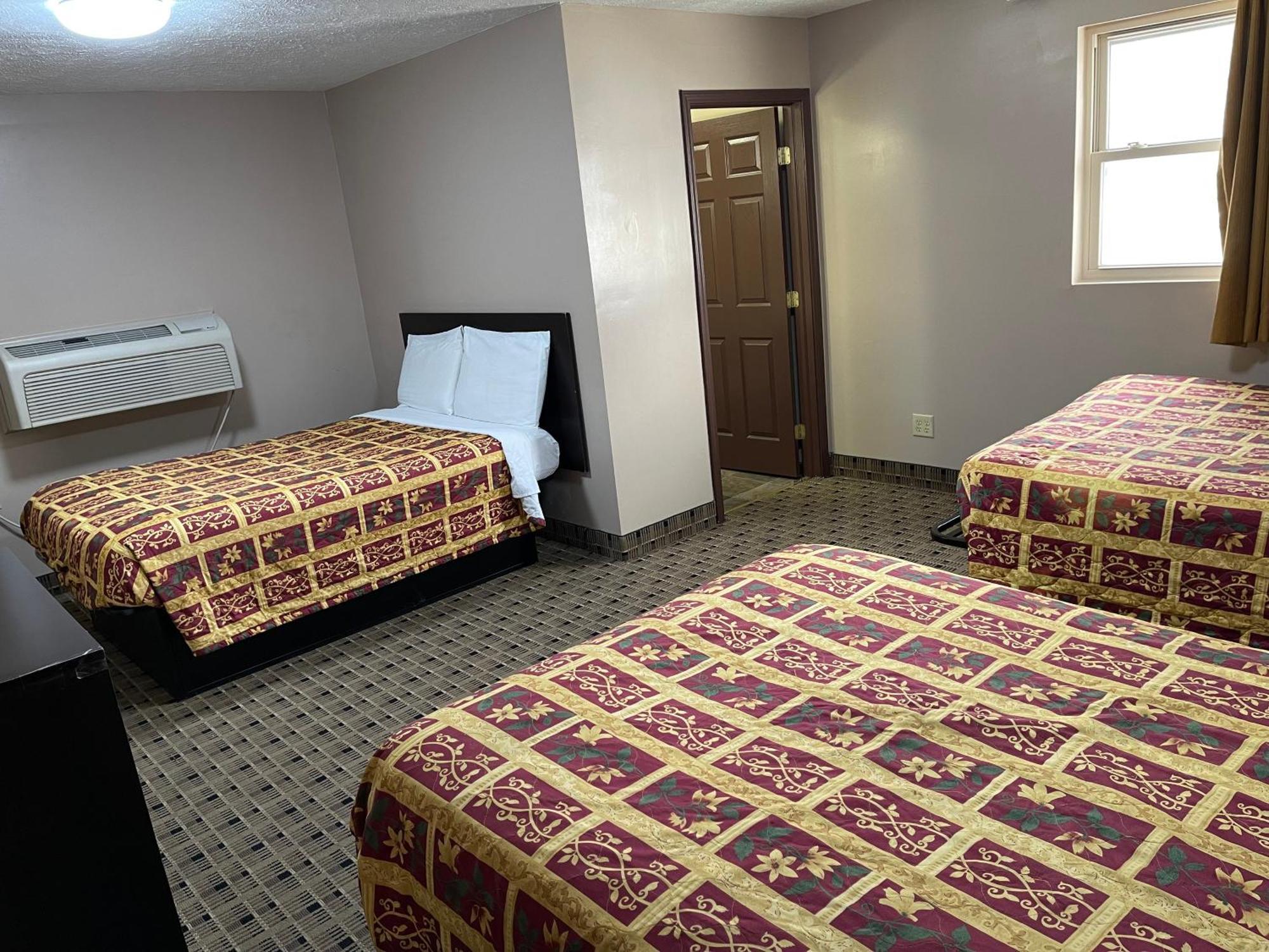 Economy Inn&Suites Ashtabula Eksteriør bilde