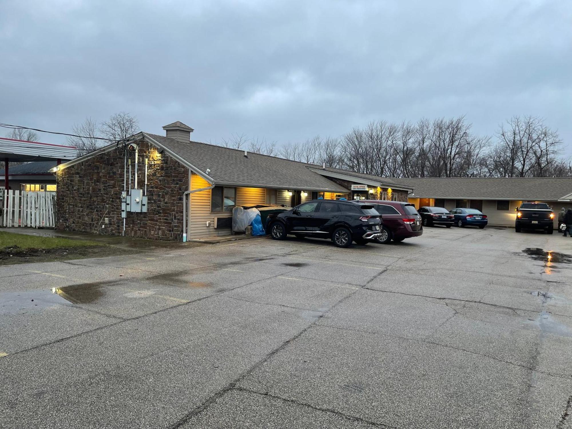 Economy Inn&Suites Ashtabula Eksteriør bilde